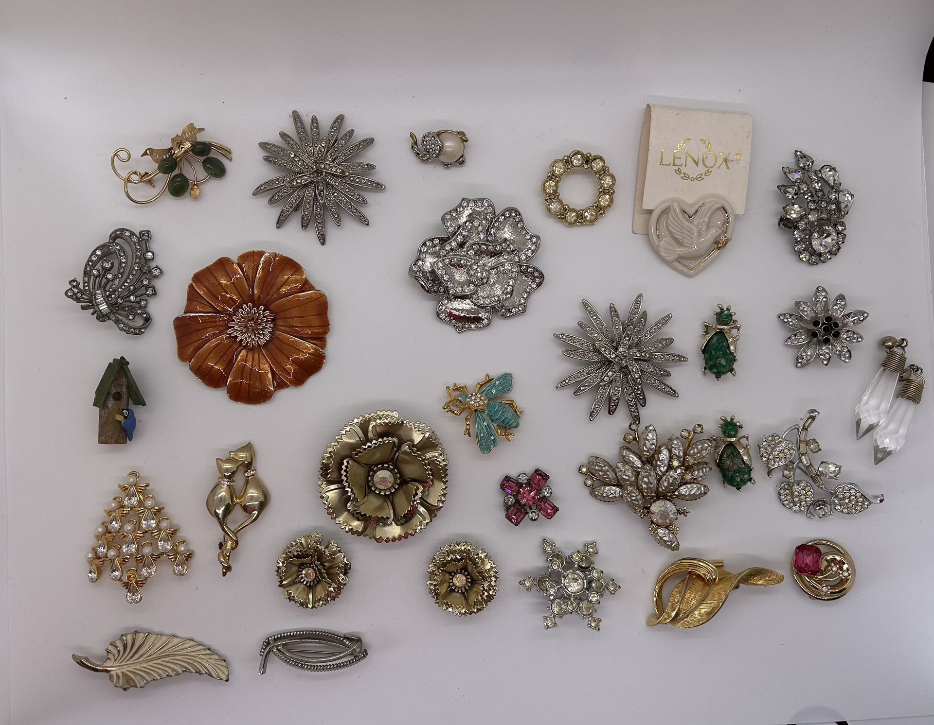 Brooch Lot 4