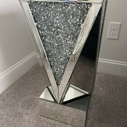 Stunning Mirrored Accent Table 