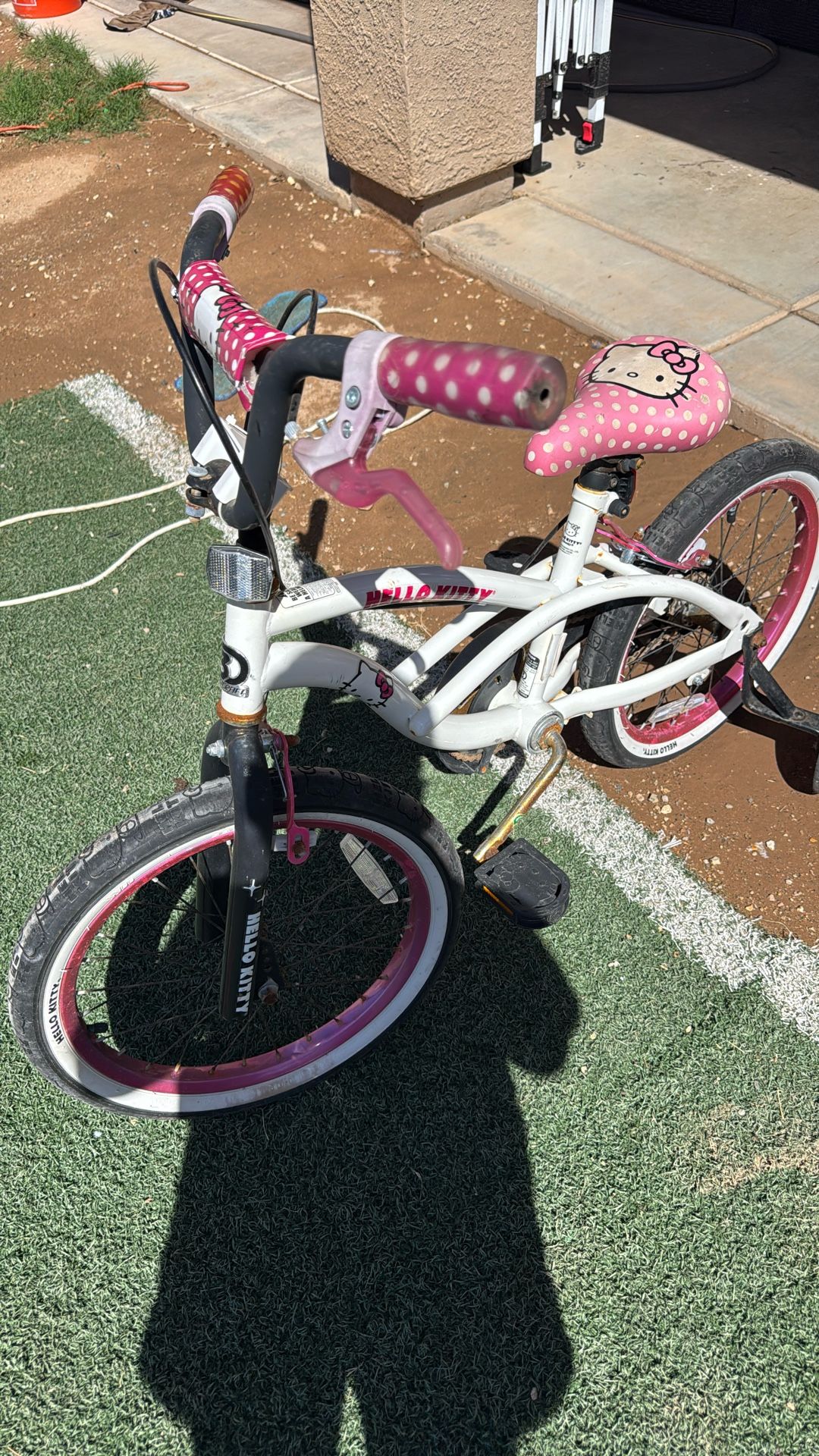 Hello Kitty Girls Bike