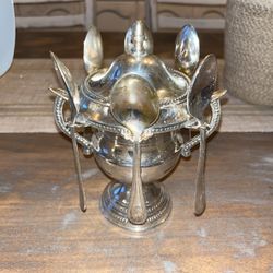 Silver sugar bowl with spoons By William Adams 