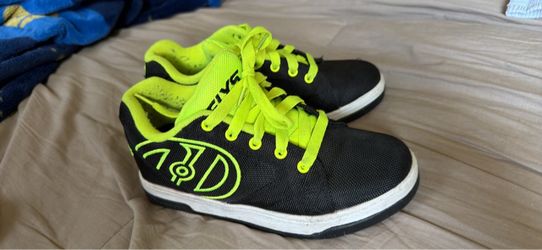 Heelys Black and Neon Yellow Skate Shoes
