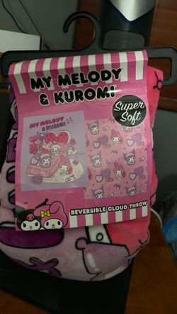 My Melody & Kuromi Reversible Cloud Throw