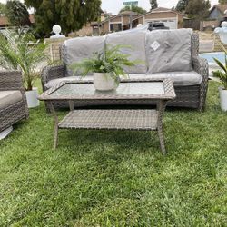 Brand New Patio Set 