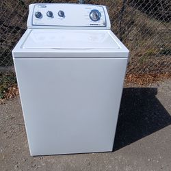 High Efficiency Washer Big Capacity In Great Working Condition ( Se Habla Español 