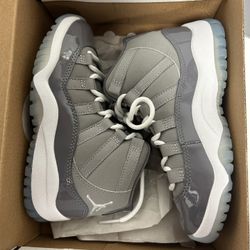 Cool Grey Brand New Size 11c $100