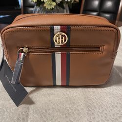 $35 Bolsa Tommy Hilfiger