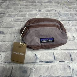 NWT Patagonia Ultralight Black Hole Mini Hip Pack ONE SIZE (Mauve)
