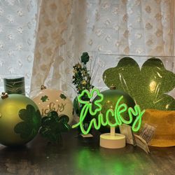 St Patrick’s Day Decorations (Brand New W/Tags)