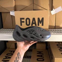 Foam Runners 