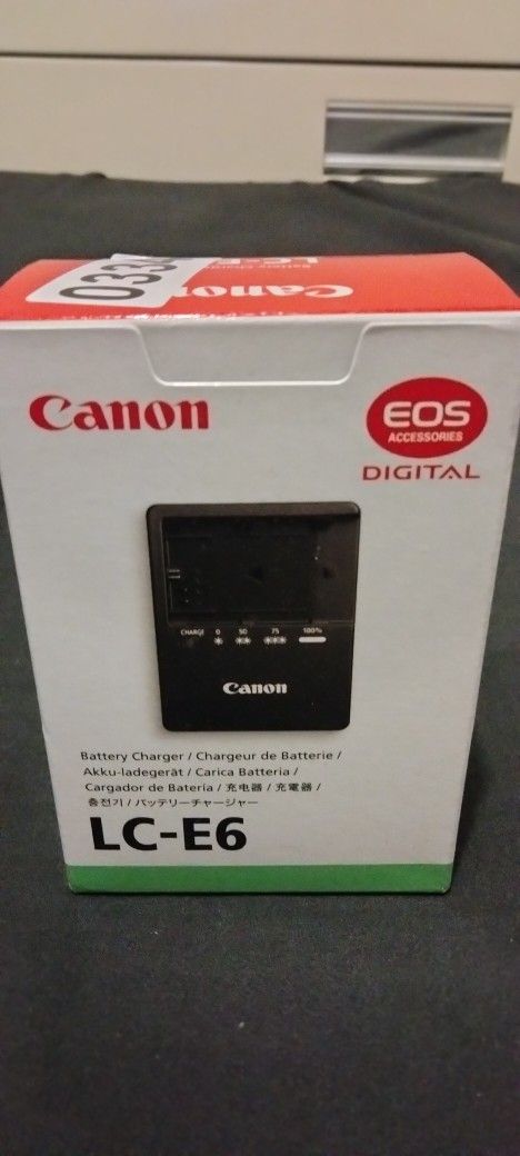 Canon LC -E6 Battery Charger