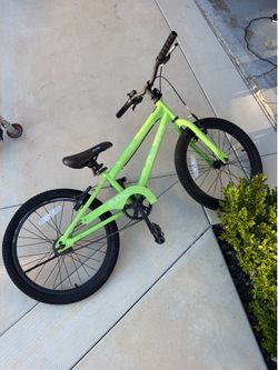 Free 20” kids Bike, popped tire