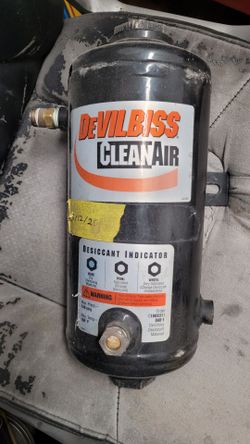DeVilbiss Clean Air Desiccant Air Dryer for autobody shop or garage