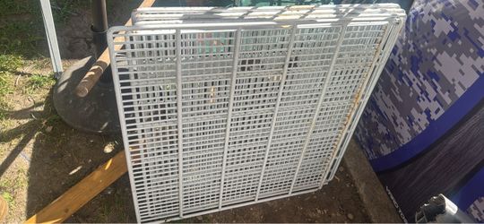 5 Comercial Refrigerator Shelves 2’ X 23” Approximately