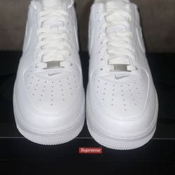 Supreme AF1 Size 9, 10