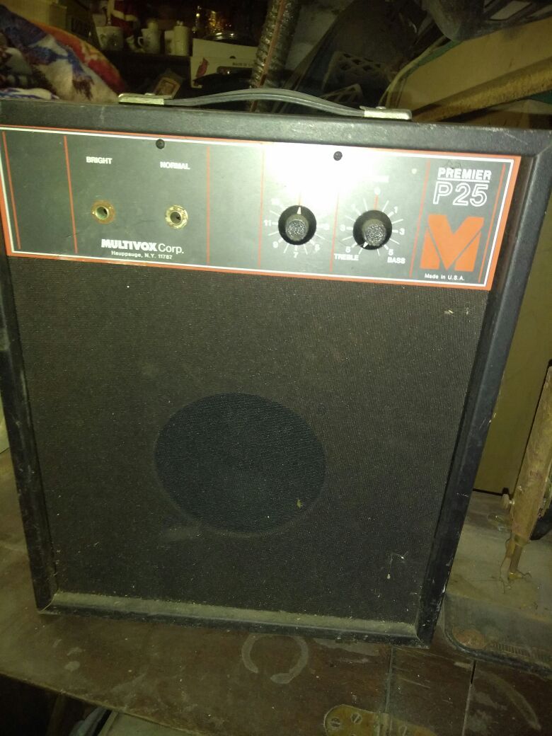 Multivox 25 Watt amplifier
