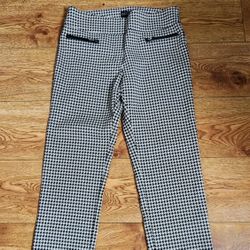 Women's Black and White Houndstooth Pants Size M