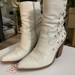 Aldo x Tezza White Booties