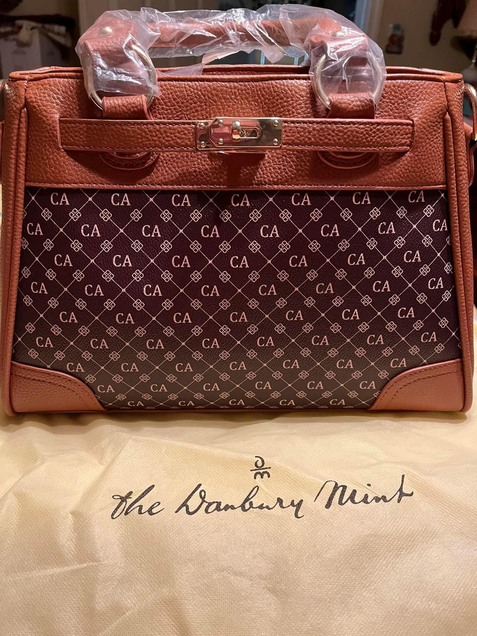 New Danbury Mint Pocketbook