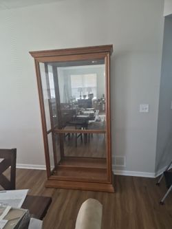 Curio cabinet