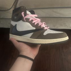 Travis Scott Jordan 1