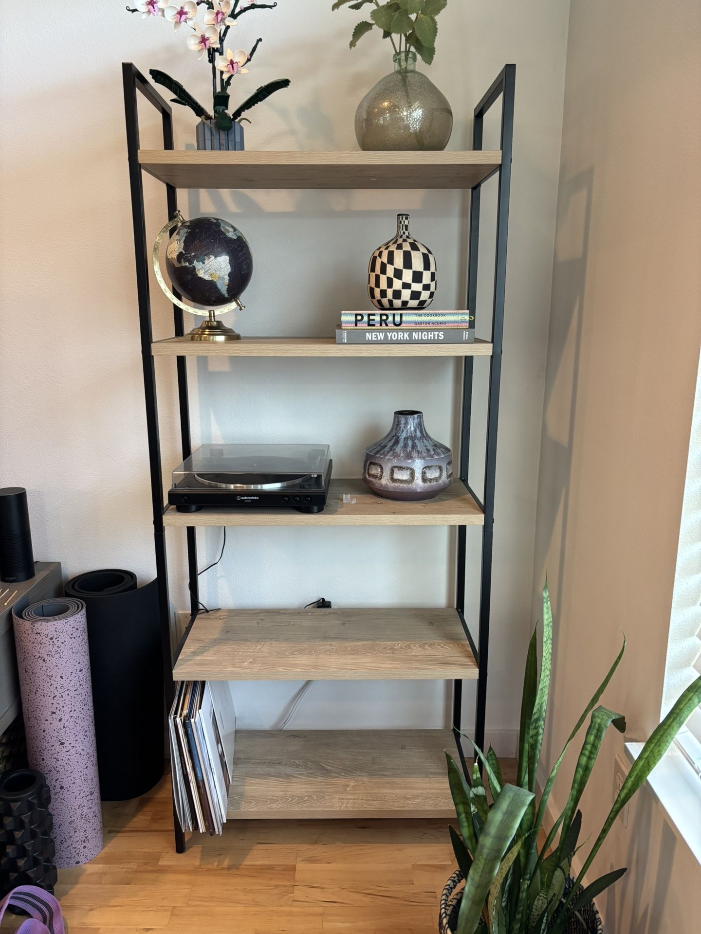 Bookshelf