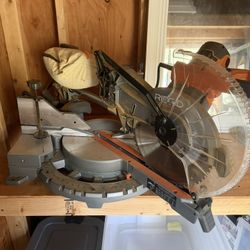 Rigid - Sliding miter saw
