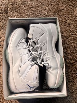 Legend blue Jordan 11