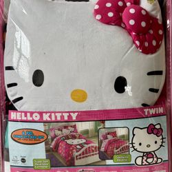 Hello Kitty Twin Comforter Set