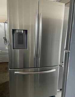 Samsung French Door Fridge - Stainless Steel, Great Condition, w/ Ice & Water Dispenser