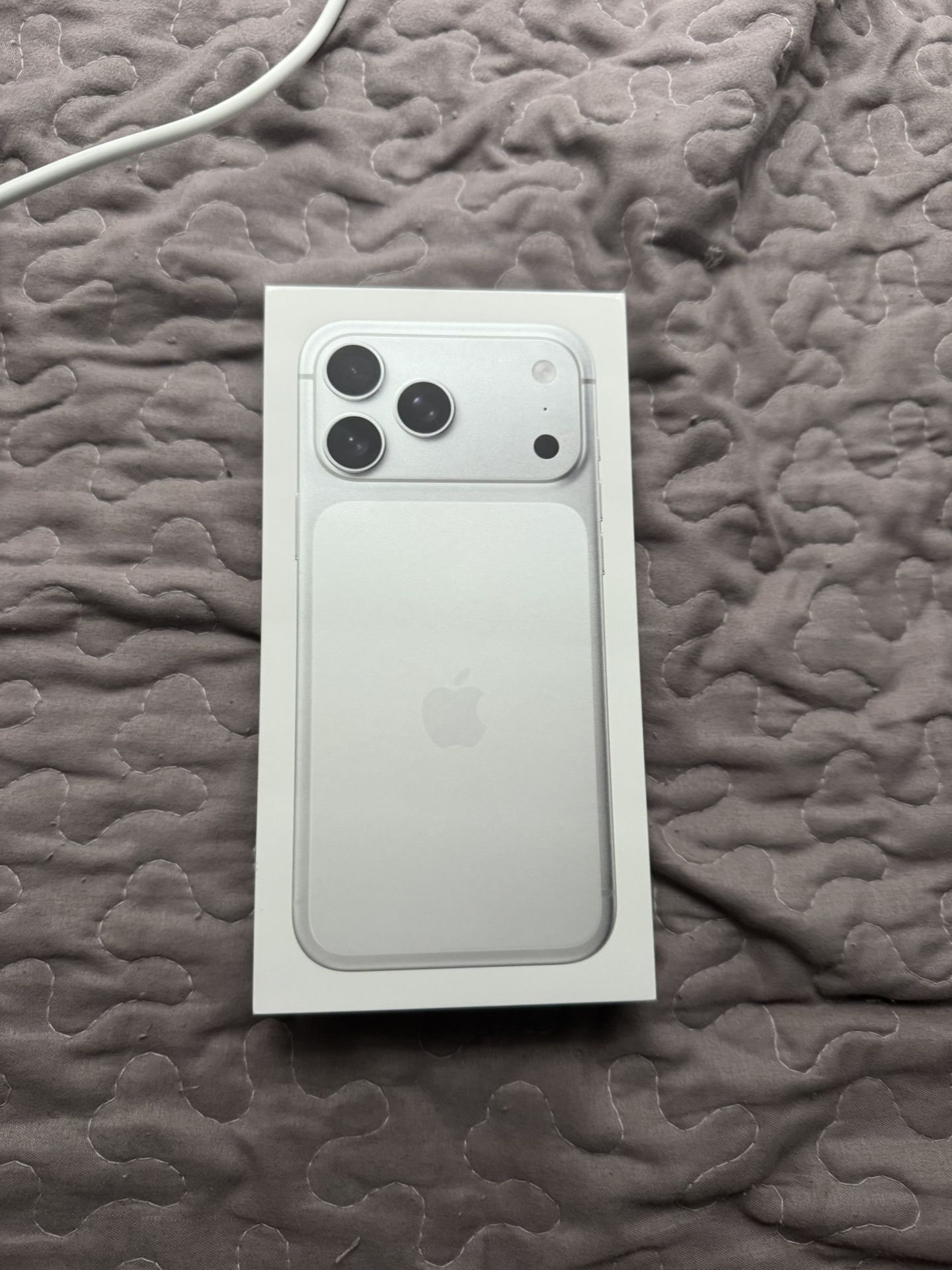 iPhone 17 Pro Max 2TB