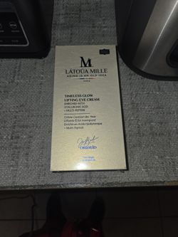 Authentic New In Box Timeless glow lifting eye cream