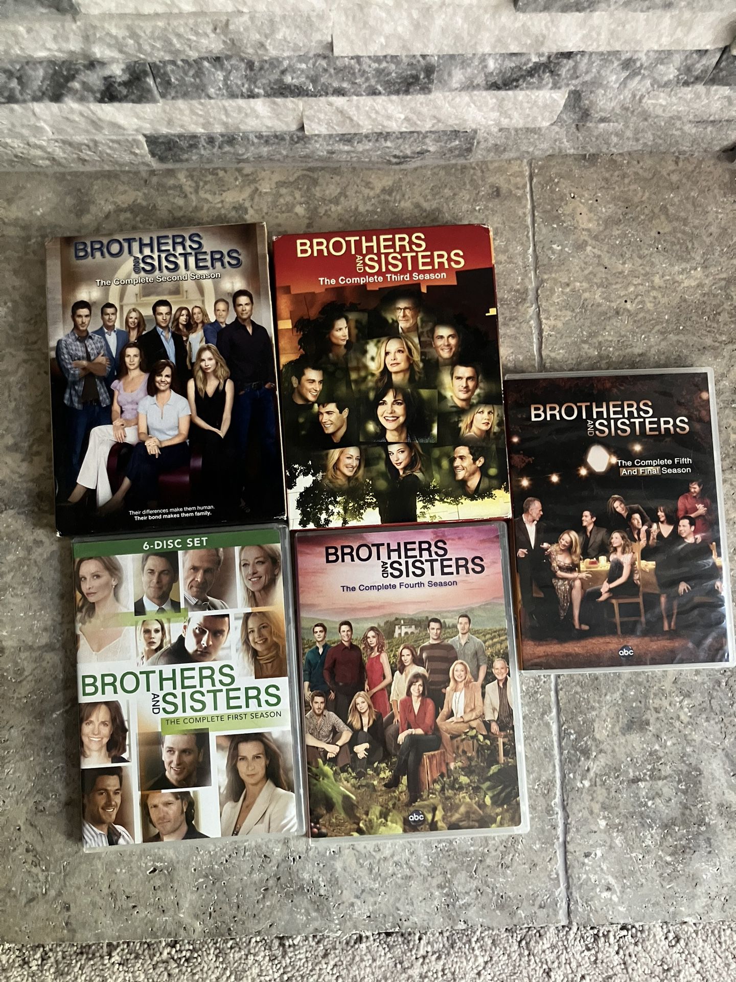 Brothers And Sisters DVD All Episodes