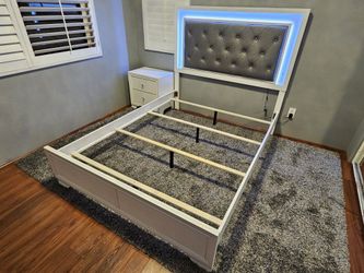 Free local delivery B4310 white Full bed frame LED lighted special
