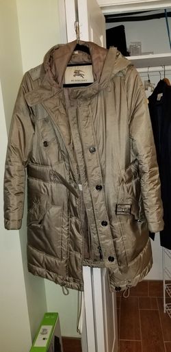 Authentic Burberry Puffer Coat Jacket Size Medium