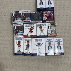 Atlanta Braves Bobbleheads And More