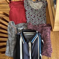Women’s Clothing: 1 Blouse, 4 Pullover 