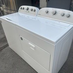 Whirlpool washer and dryer top of the line.r