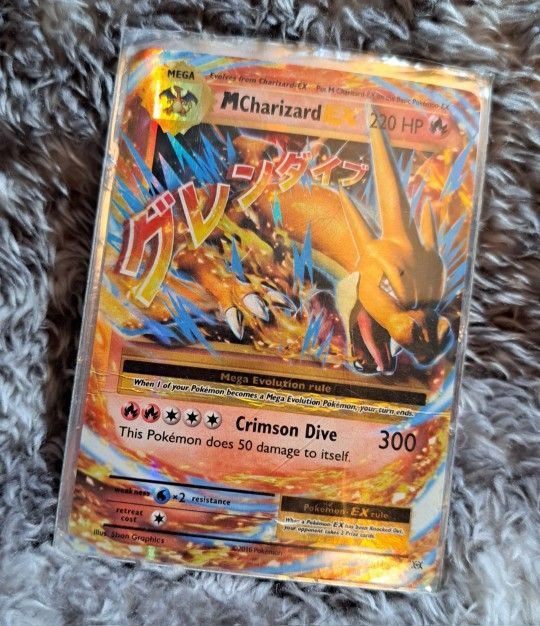 M Charizard EX Pokémon Card