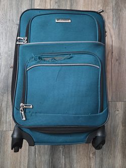 Suitcase: Small