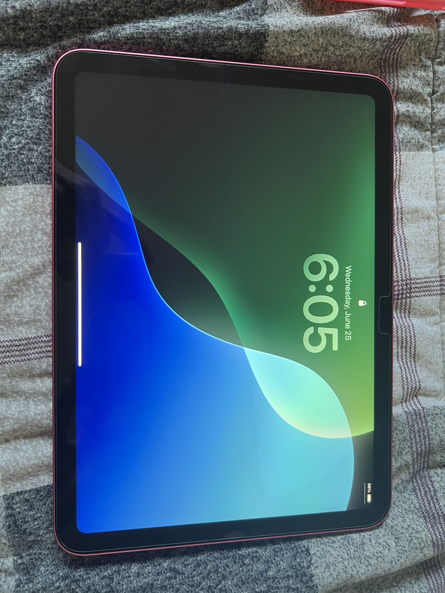 Apple IPad 10 64GB WIFI Under Warranty