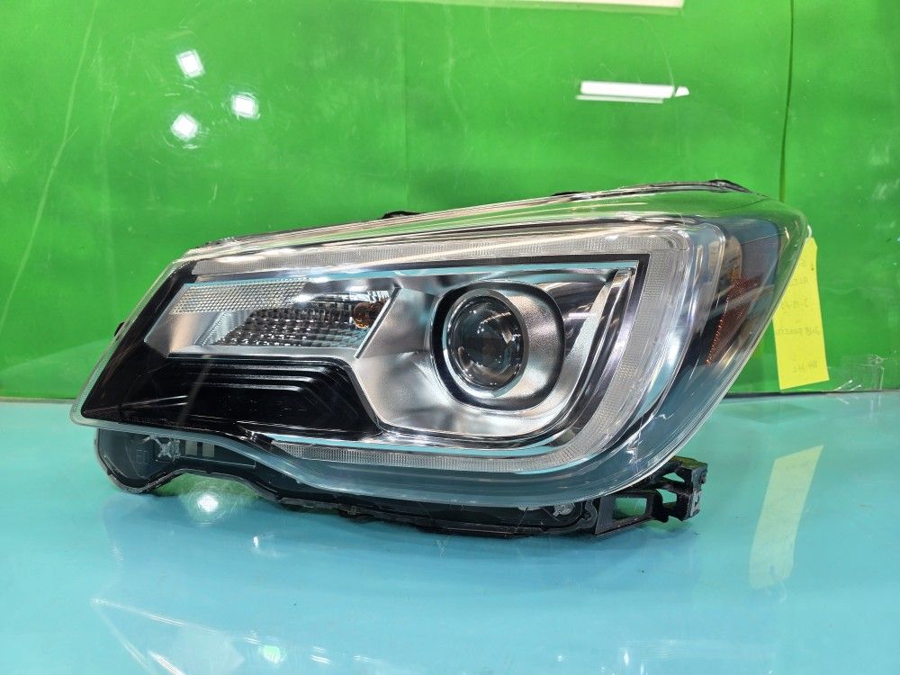 FORESTER 2017 2018 HEADLIGHTS OEM