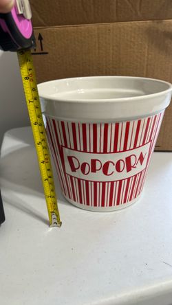 Ceramic popcorn bowl