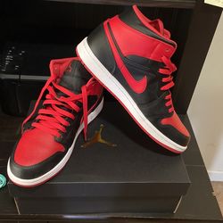 Air Jordan 1 Mid (black And Red) With Crease Protectors