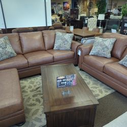 LEATHER SOFA AND LOVESEAT SET NEW 