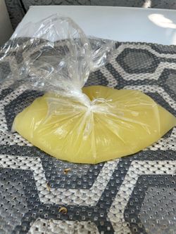 Fresh Eureka lemon juice