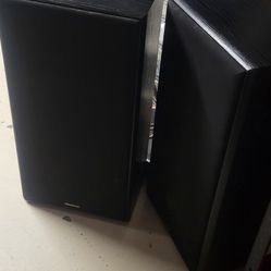 2 Kenwood Speakers