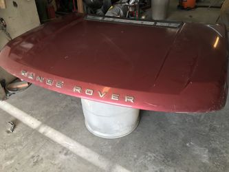 2006-2013 Range Rover hood no dameged $350