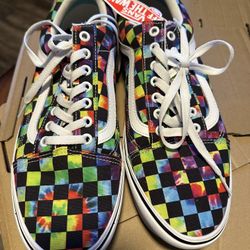 New Vans ComfyCush Size 10.5 For Men’s $35 Firm 