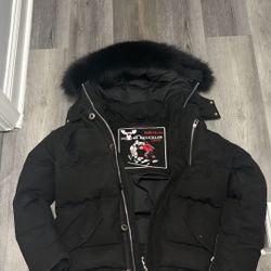 Moose Knuckle Jacket Size Extra Small Brand New