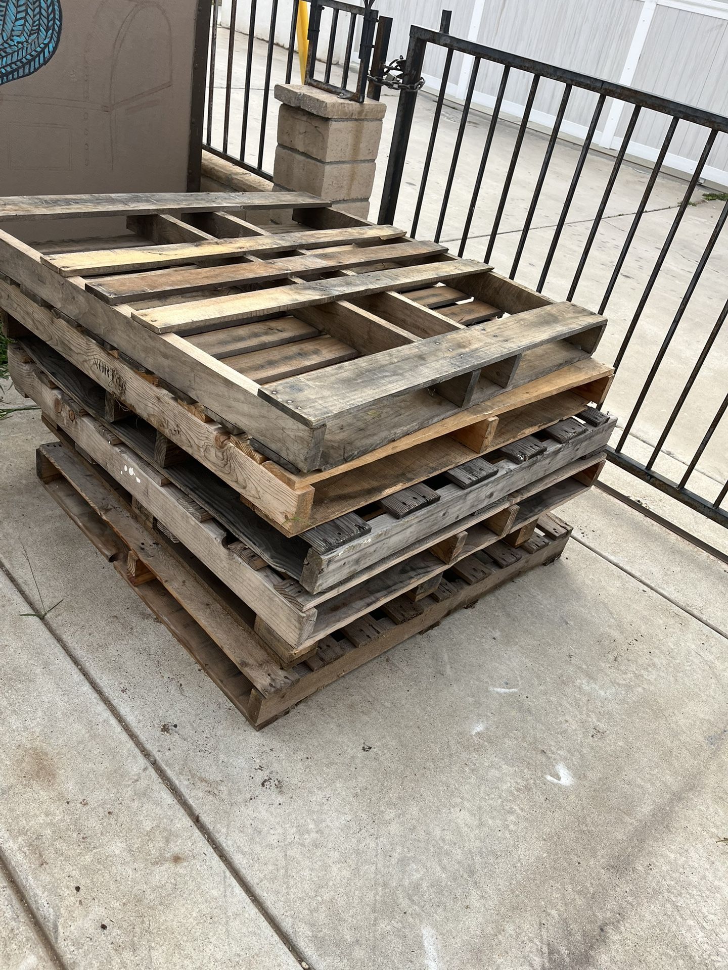 Free Pallettes